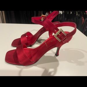 ESCADA red satin strap it shoes. Size 10